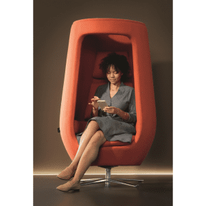 pomarańczowy fotel akustyczny do biura fotel akustyczny Hush A11 Open