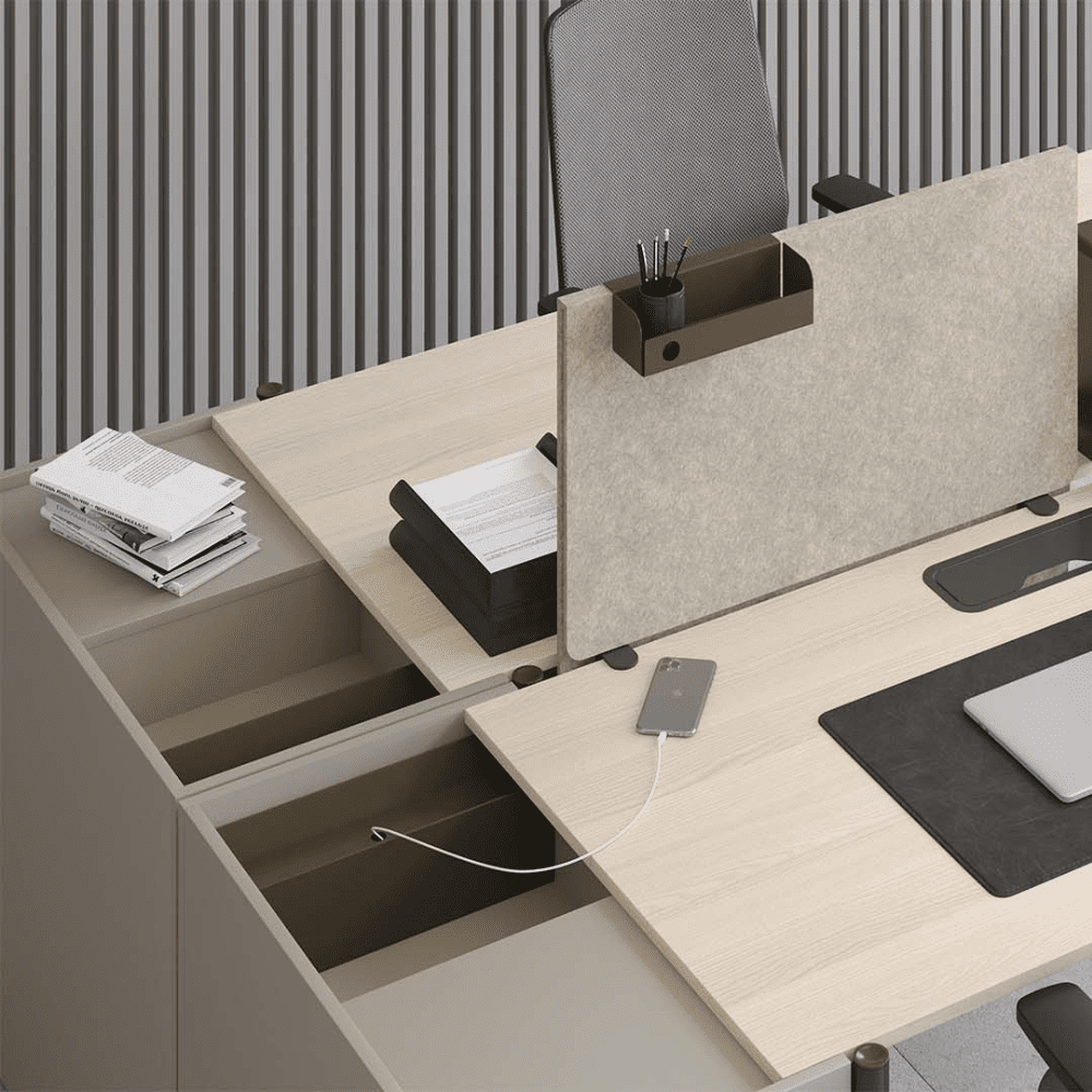 nowoczesne biurko benchowe z kontenerami z oryginalnymi pojemnikami i ściankami akustycznymi